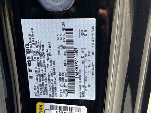 Used 2025 Ford Mustang GT Premium RWD image 28