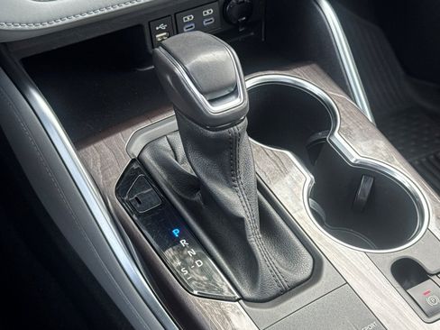 Used 2022 Toyota Highlander Limited image 27