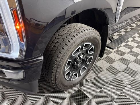 Certified 2024 Ford F350 Platinum w/ FX4 Off-Road Package image 10