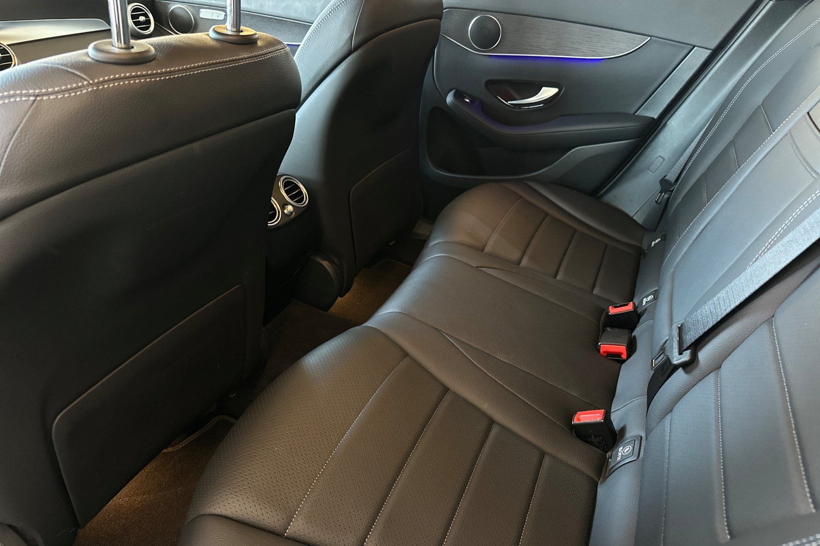 Used 2022 Mercedes-Benz GLC 300 image 11