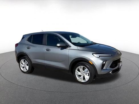 Used 2025 Buick Encore GX Preferred image 2