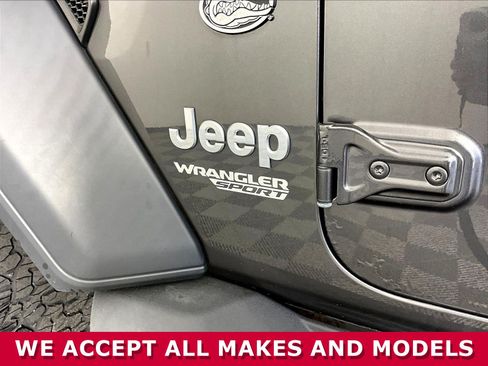 Used 2018 Jeep Wrangler Sport AWD/4WD image 24