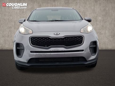 Used 2017 Kia Sportage LX image 2