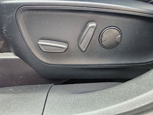 Used 2020 Ford Escape SE AWD/4WD image 10