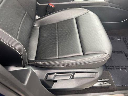 Used 2021 Volkswagen Atlas Cross Sport SE image 23