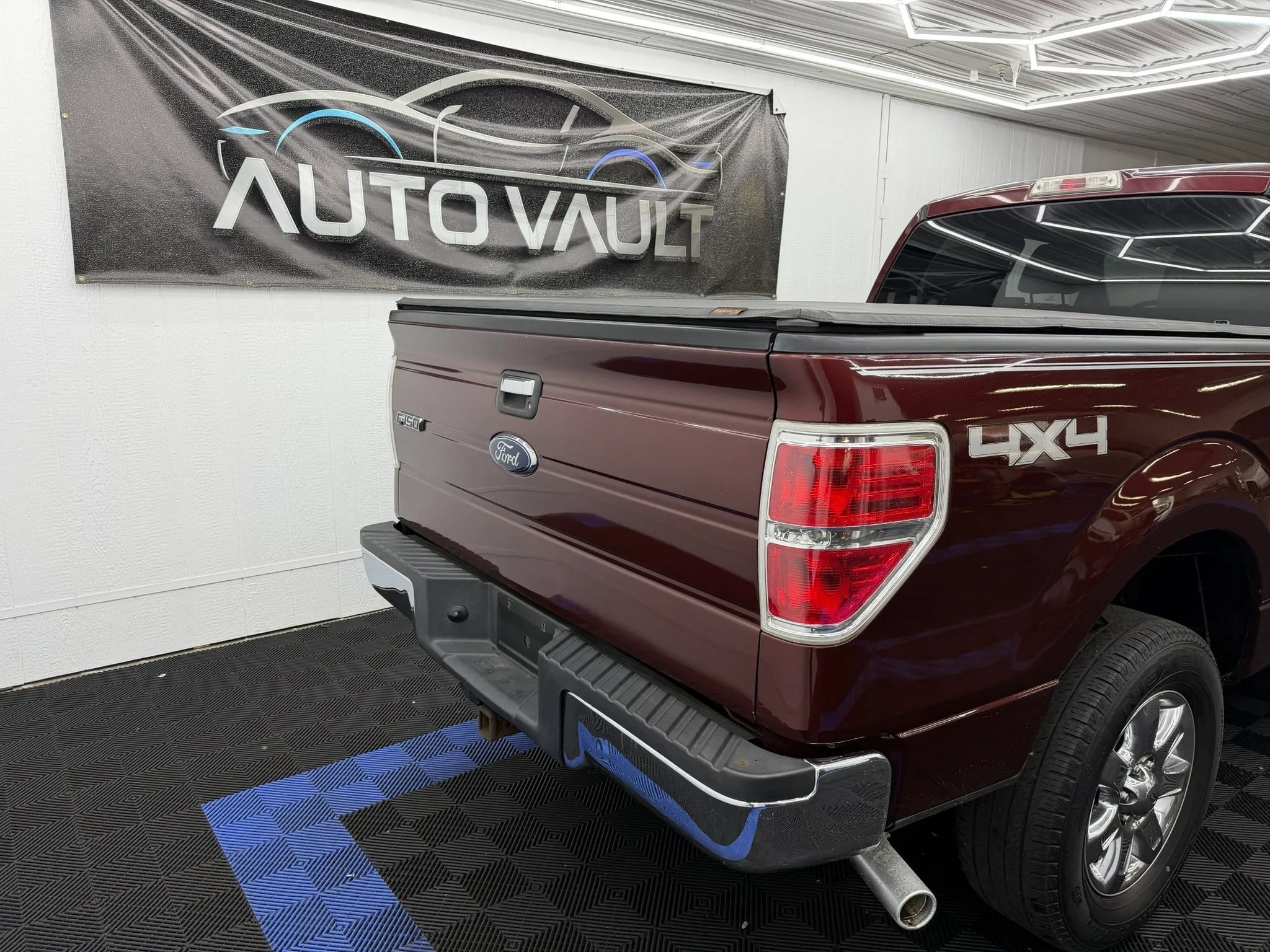 Used 2010 Ford F150 XLT AWD/4WD image 3