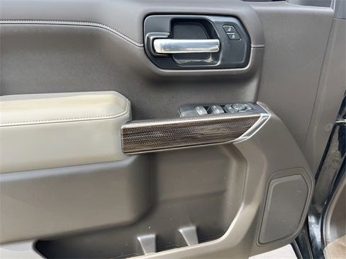 Used 2020 Chevrolet Silverado 1500 LT w/ Texas Edition image 12