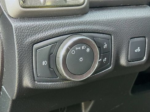 Used 2019 Ford Ranger XLT w/ Equipment Group 301A Mid AWD/4WD image 12