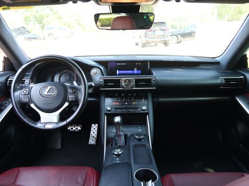Used 2018 Lexus IS 300 F Sport w/ F Sport Package RWD image 27