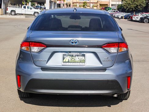 Used 2023 Toyota Corolla LE w/ Carpet Mat Package (TMS) image 7