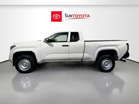 Used 2024 Toyota Tacoma SR image 7