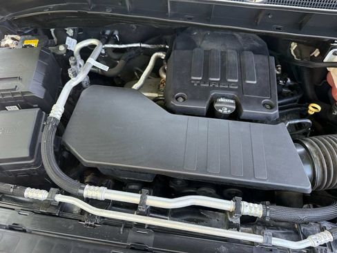 Used 2020 Chevrolet Silverado 1500 Custom w/ Custom Value Package RWD image 38