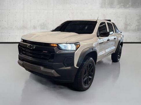 Used 2025 Chevrolet Colorado Trail Boss w/ Midnight Edition image 1