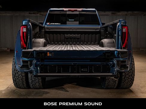 Used 2026 GMC Sierra 3500 Denali Ultimate AWD/4WD image 9