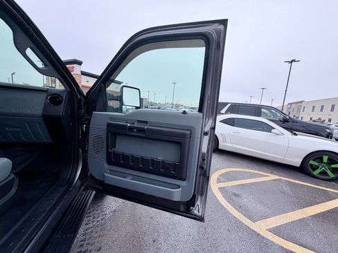 Used 2012 Ford F250 XL w/ PWR Equipment Group image 23