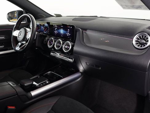 Certified 2023 Mercedes-Benz GLA 250 image 9