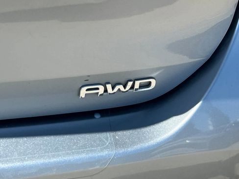 Used 2022 Toyota Highlander L image 28