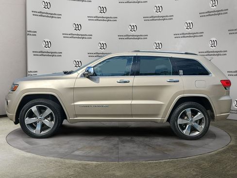Used 2014 Jeep Grand Cherokee Overland w/ Advanced Technology Group AWD/4WD image 2