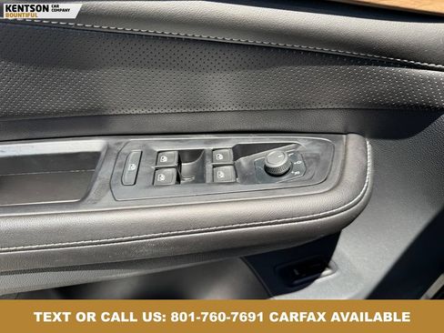 Used 2025 Volkswagen Atlas SE AWD/4WD image 19