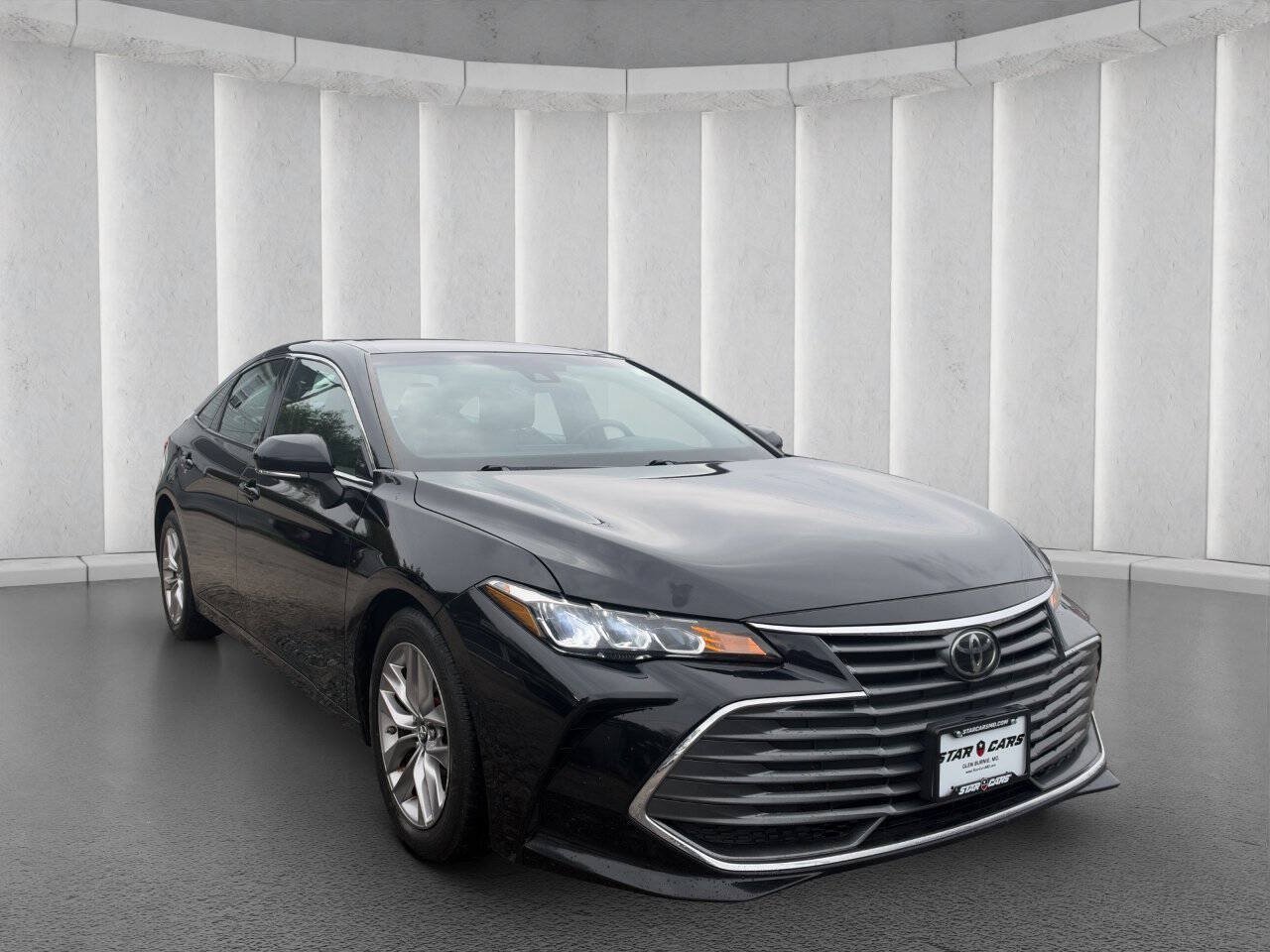 Used 2019 Toyota Avalon XLE w/ Moonroof Package FWD image 7