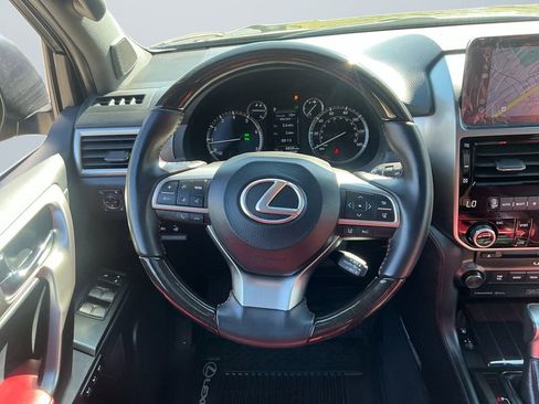 Used 2023 Lexus GX 460 Luxury w/ Sport Design Package image 13