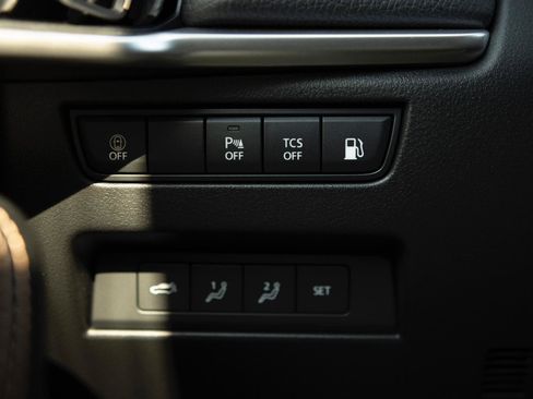 Used 2025 MAZDA CX-90 Plug-In Hybrid w/Premium Sport image 12