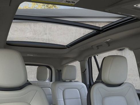 New 2026 Lincoln Aviator Reserve image 22