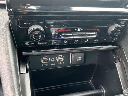 Used 2023 Jeep Grand Cherokee Laredo image 30