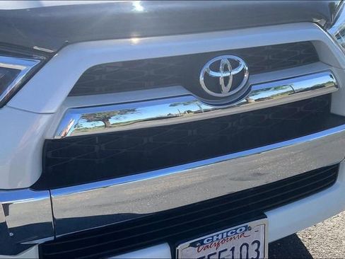 Used 2017 Toyota 4Runner Limited image 31