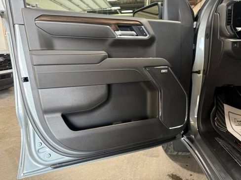 New 2026 Chevrolet Silverado 1500 RST AWD/4WD image 15