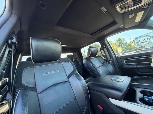 Used 2019 RAM 2500 Laramie w/ Night Edition AWD/4WD image 40