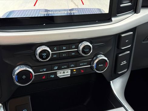 Used 2022 Ford F150 XLT w/ Equipment Group 302A High image 26