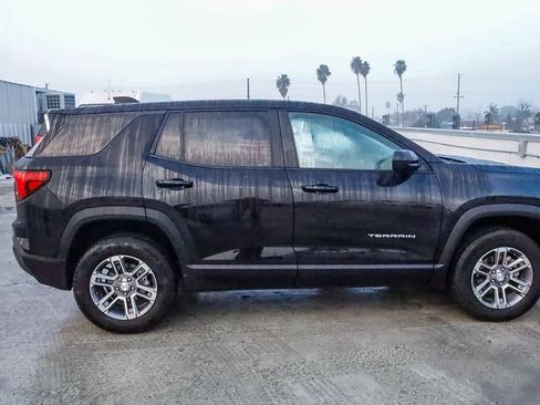 Used 2025 GMC Terrain Elevation image 22