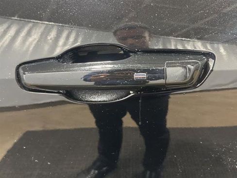 New 2026 Buick Enclave Preferred w/ Power Package image 12