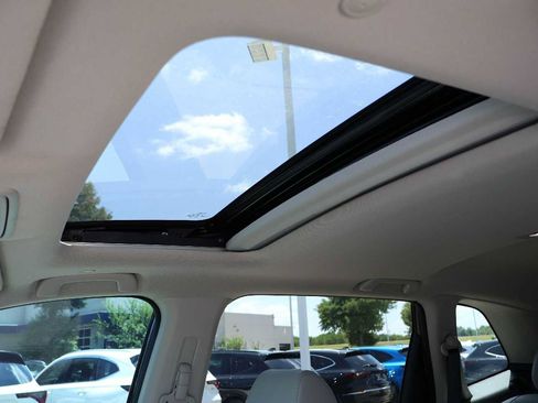 Used 2025 Honda CR-V EX-L image 29