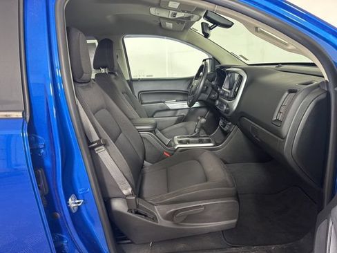 Used 2021 Chevrolet Colorado LT w/ LT Convenience Package AWD/4WD image 4