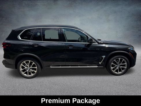 Used 2026 BMW X5 xDrive40i AWD/4WD image 7