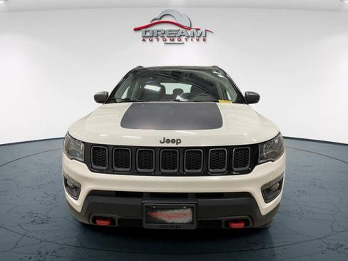 Used 2019 Jeep Compass Trailhawk AWD/4WD image 3