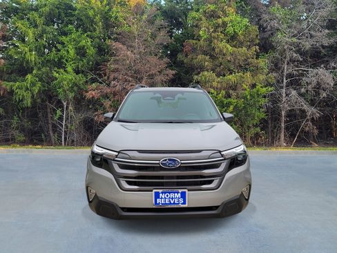 New 2026 Subaru Forester Premium AWD/4WD image 2