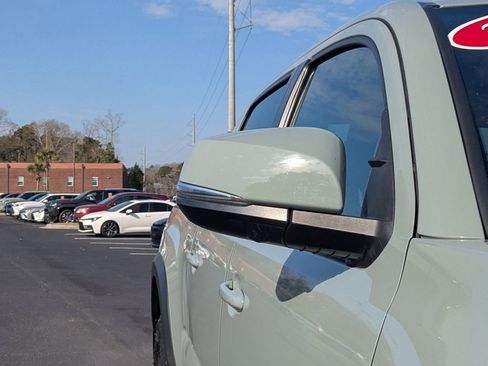 Certified 2022 Toyota Tacoma TRD Off-Road w/ TRD Premium Off Road Package image 11