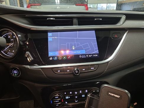 Used 2023 Buick Encore GX Essence w/ Advanced Technology Package FWD image 4