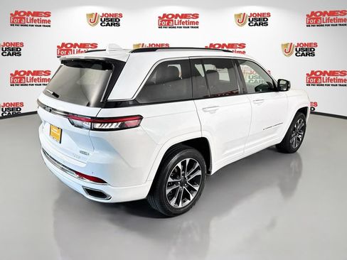 Used 2023 Jeep Grand Cherokee Overland AWD/4WD image 19
