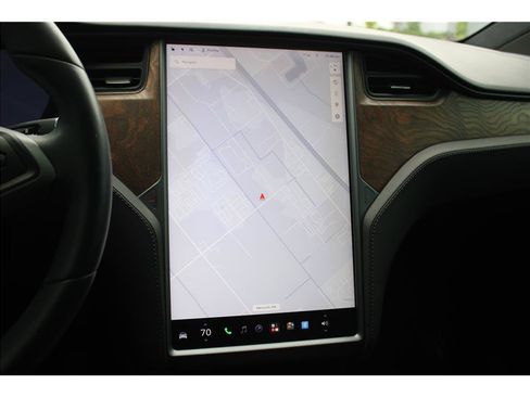 Used 2018 Tesla Model X 100D AWD/4WD image 27