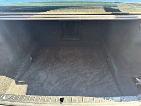 Used 2019 BMW 740i image 7