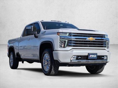 Certified 2022 Chevrolet Silverado 2500 High Country image 3