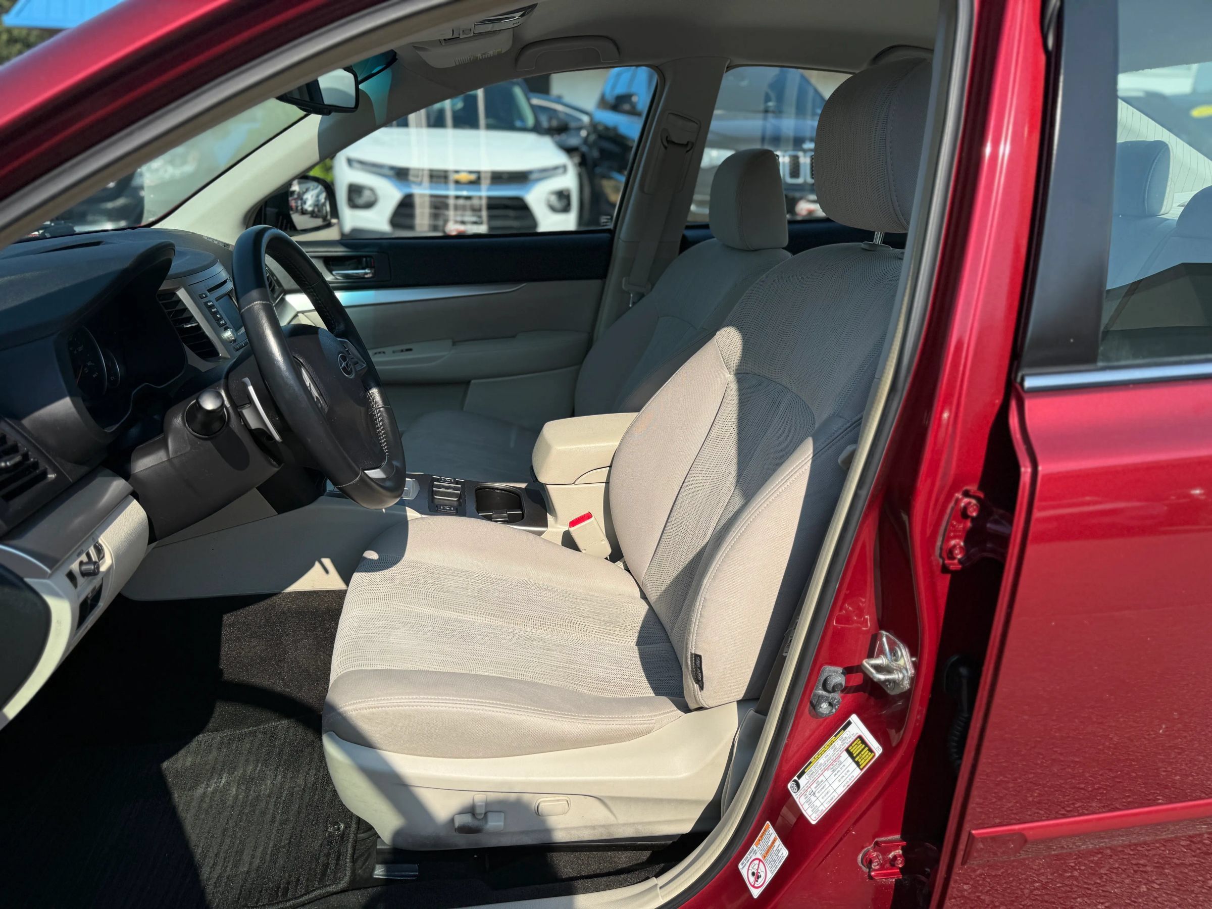 Used 2014 Subaru Legacy 2.5i Premium AWD/4WD image 14