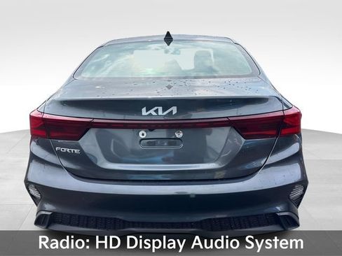 Used 2022 Kia Forte LXS FWD image 6