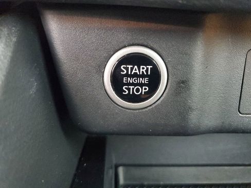 Used 2021 Nissan Rogue S image 35