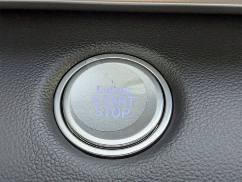 New 2025 Hyundai Elantra Blue image 25