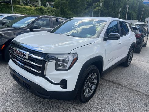 Used 2025 GMC Terrain Elevation AWD/4WD image 6